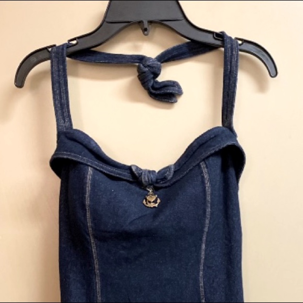 Dark Denim look, Juicy couture charms, good quality, nice fit